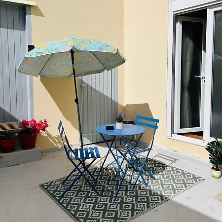 Love Room « L'Etreinte Doree » Illiers-Combray Exterior photo