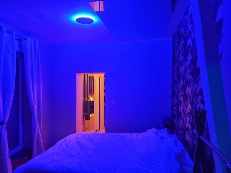 Love Room « L'Etreinte Doree » Illiers-Combray Exterior photo