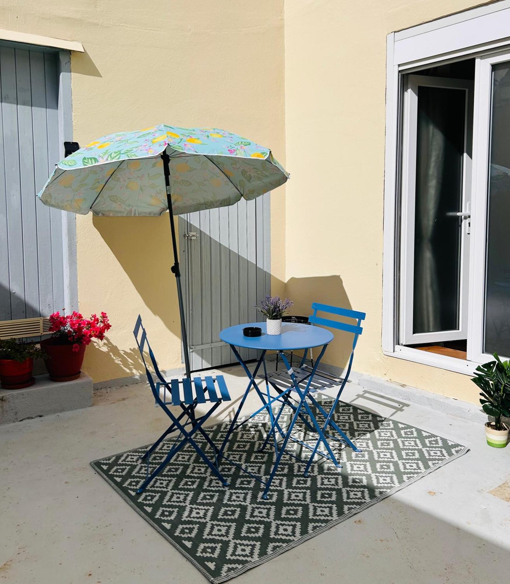 Love Room « L'Etreinte Doree » Illiers-Combray Exterior photo